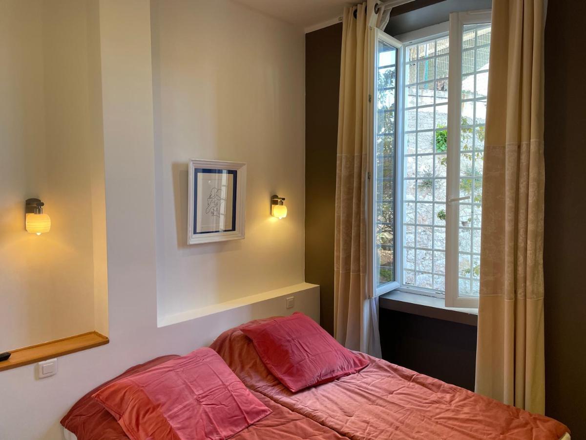 Hotel La Villa Patricia - Charme Et Tradition Villefranche-sur-Mer Exterior photo