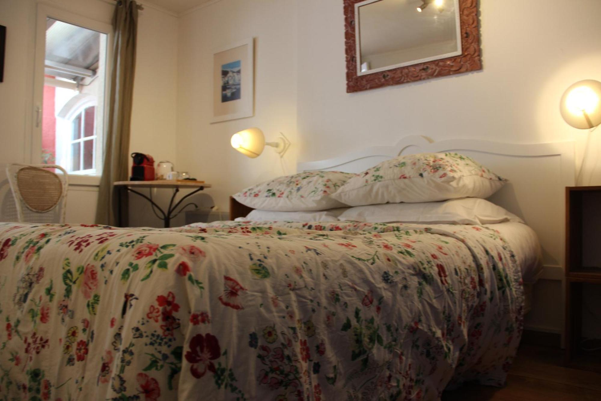 Hotel La Villa Patricia - Charme Et Tradition Villefranche-sur-Mer Exterior photo